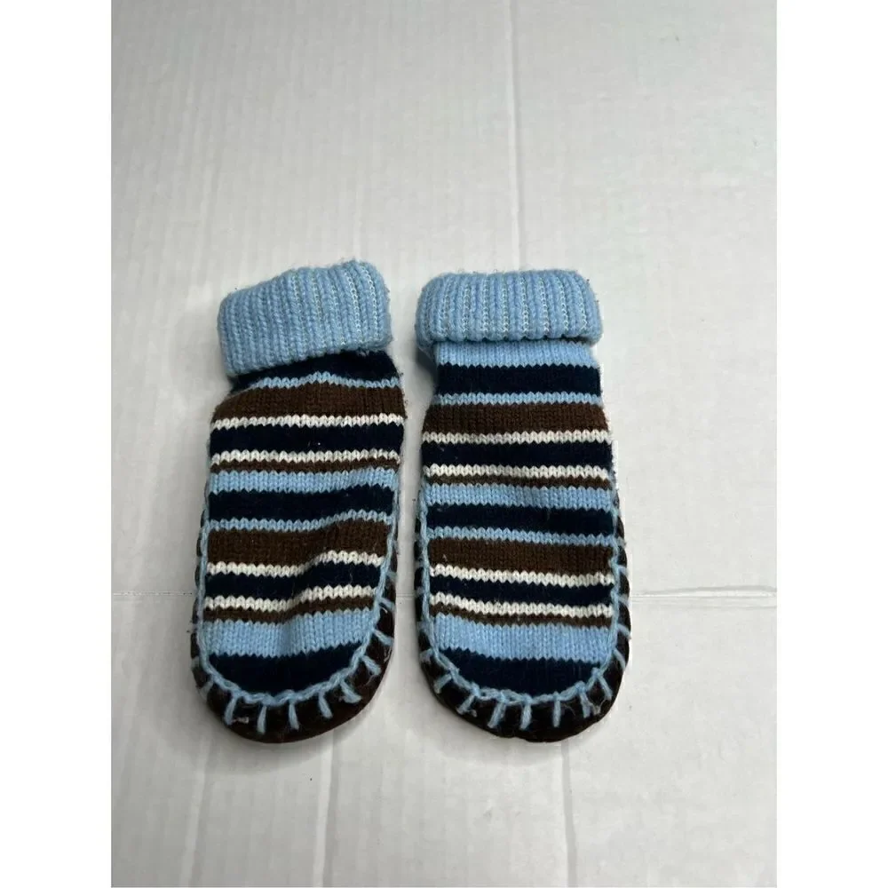 3/$15 or 5/$20 Target brand size medium baby knit slippers